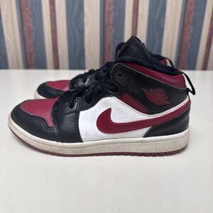 Nike Air Jordan 1 Mid Bred Toe PS Youth Size 1.5 Shoes Sneakers 640734-066